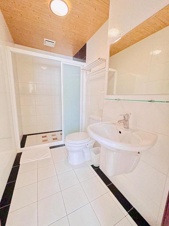 安平六合居 六合館 Apartment Tainan Luaran gambar